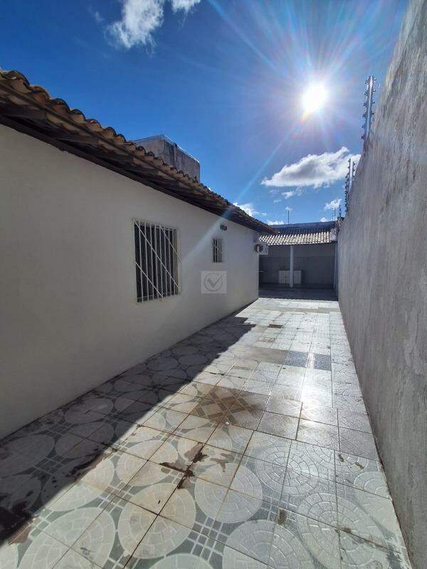 Casa na Aruana em Aracaju/SE – Amplo Espaço e Próxima à Praia em Rua Tranquila - Foto 13