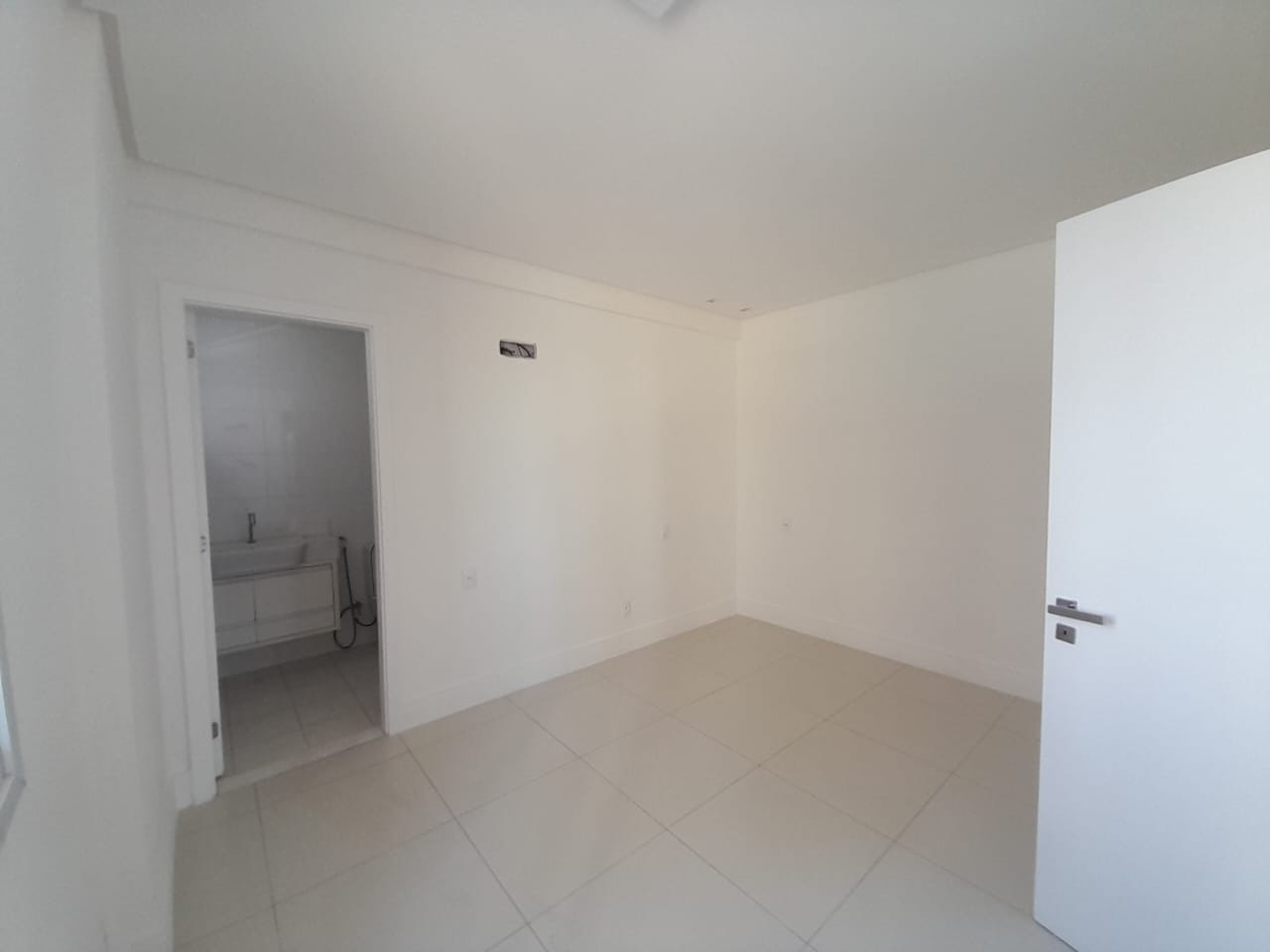 Apartamento no Edf. Mansão Cidade de Lisboa - Foto 17