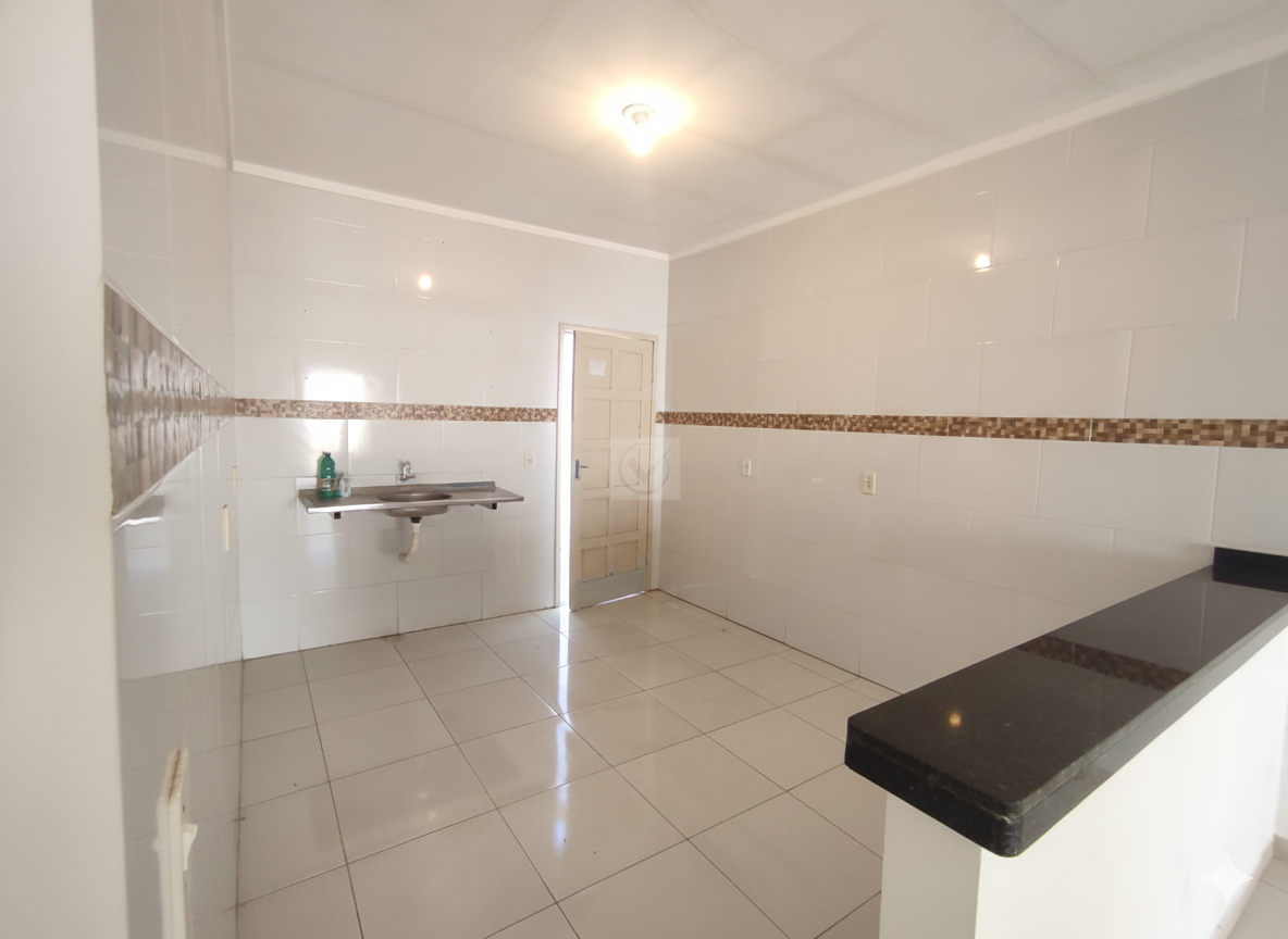 Casa Espaçosa de 3 Quartos (1 Suíte) em Frente à Arena - Foto 7