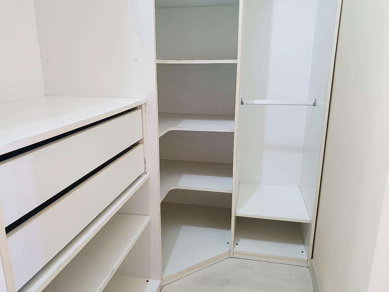 O refúgio urbano que sua família sempre sonhou! Casa de andar, - Foto 13