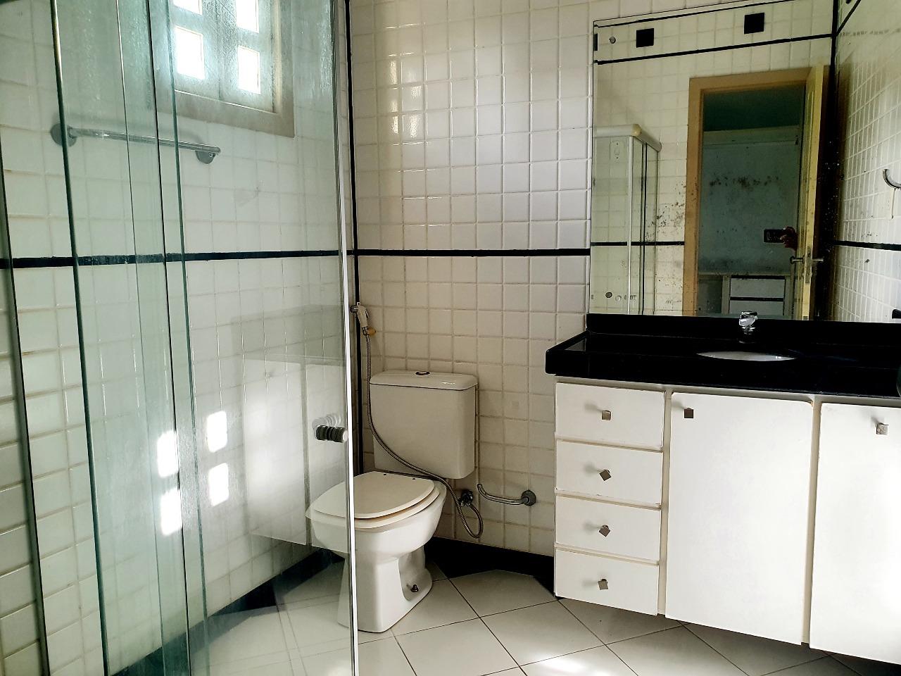 O refúgio urbano que sua família sempre sonhou! Casa de andar, - Foto 14