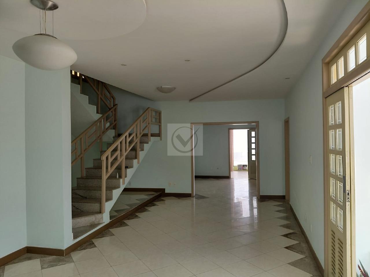 O refúgio urbano que sua família sempre sonhou! Casa de andar, - Foto 3