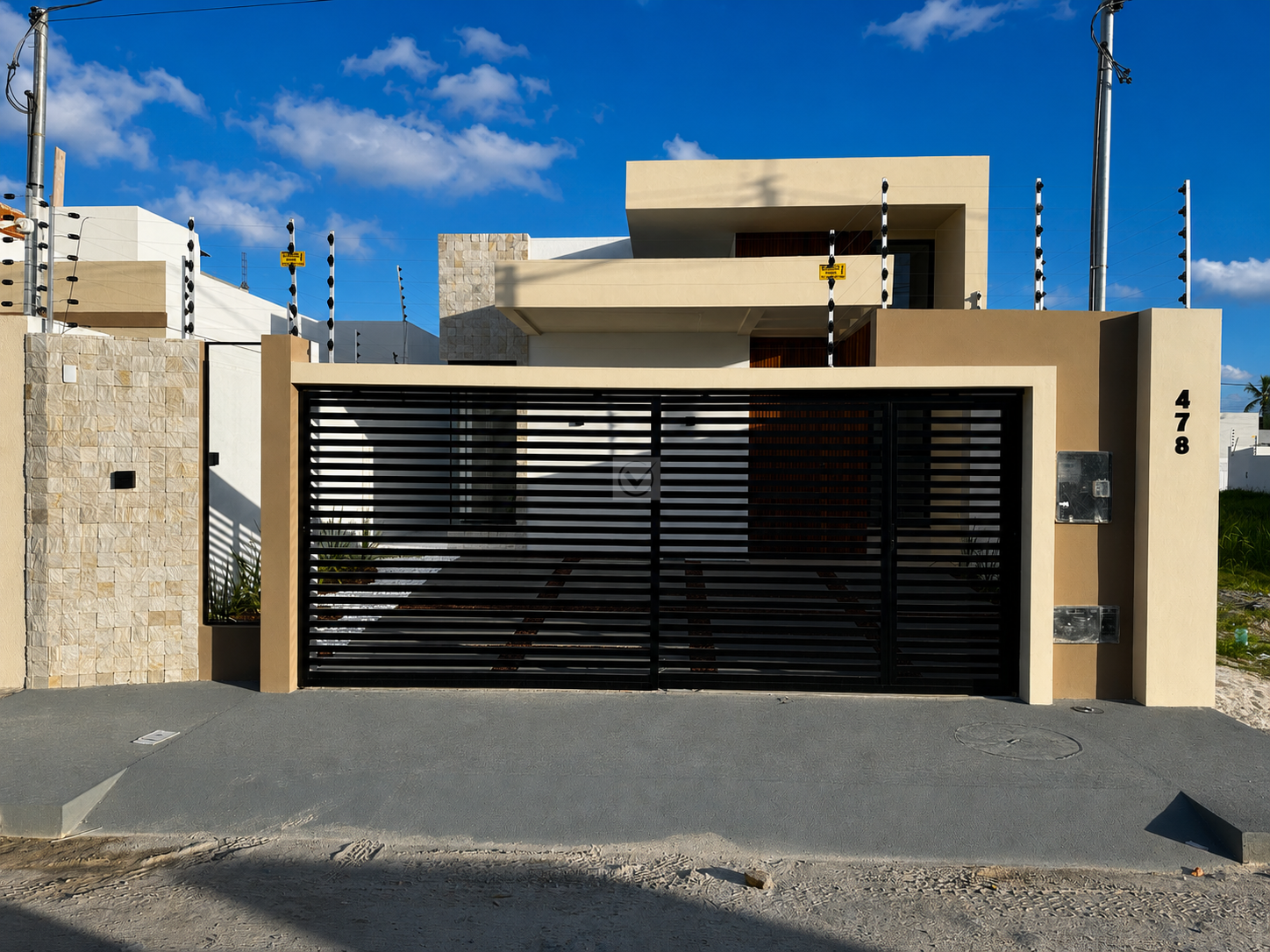 Casa Moderna com 3/4 s, sendo 1 suíte a 800m da Praia – 91,77m² | R$ 515.000,00