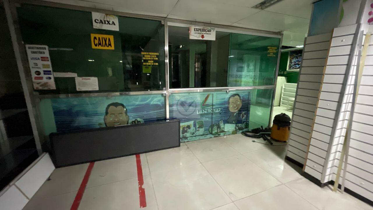 Prédio Comercial no Centro: Localização Privilegiada e Ampla Infraestrutura - Foto 4