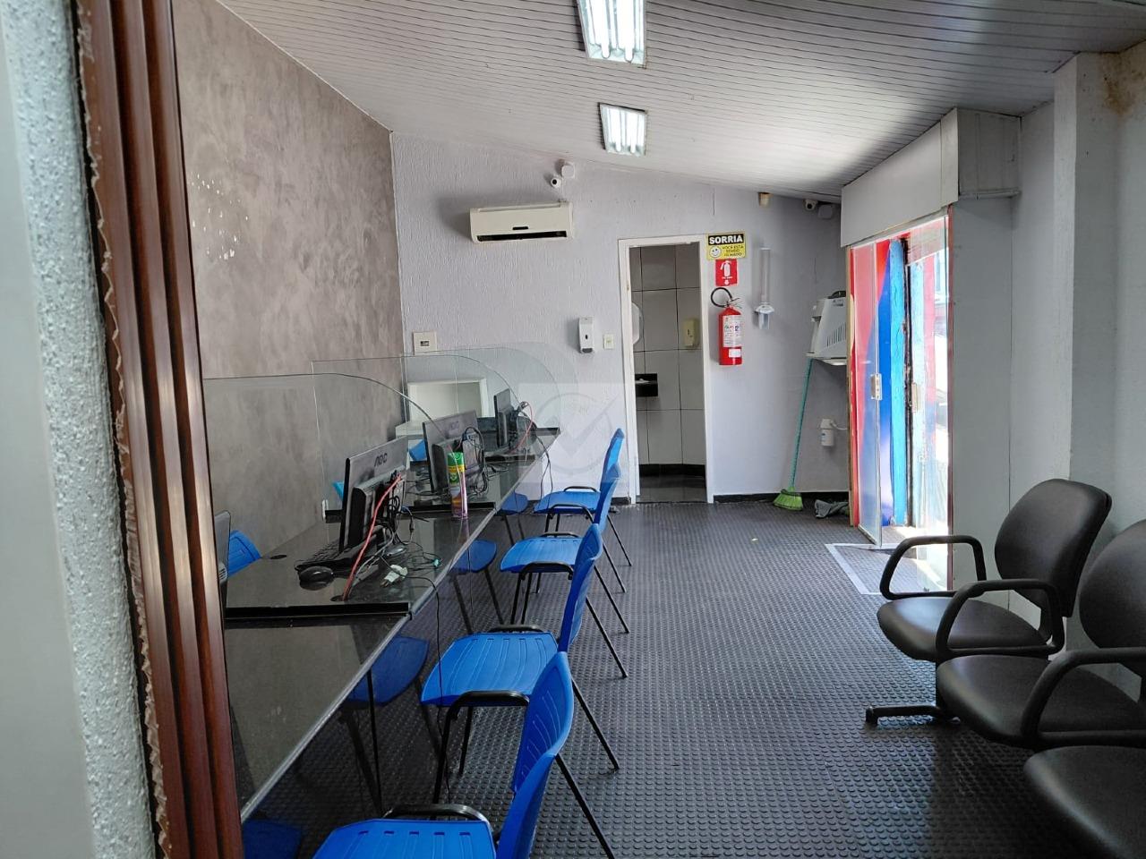 Sala Mobiliada e Estratégica no Centro.