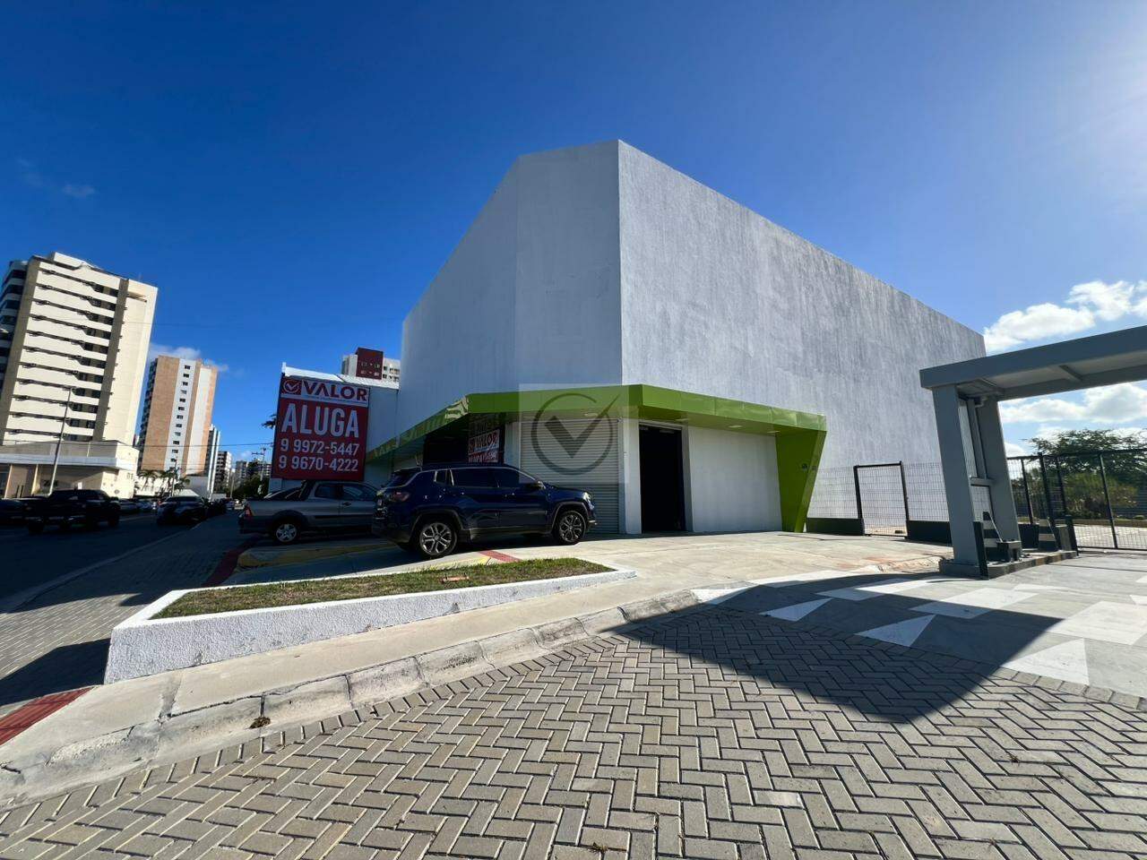 Oportunidade Única: Amplo Ponto Comercial na Farolândia com 548m² e Infraestrutura Completa - Foto 3
