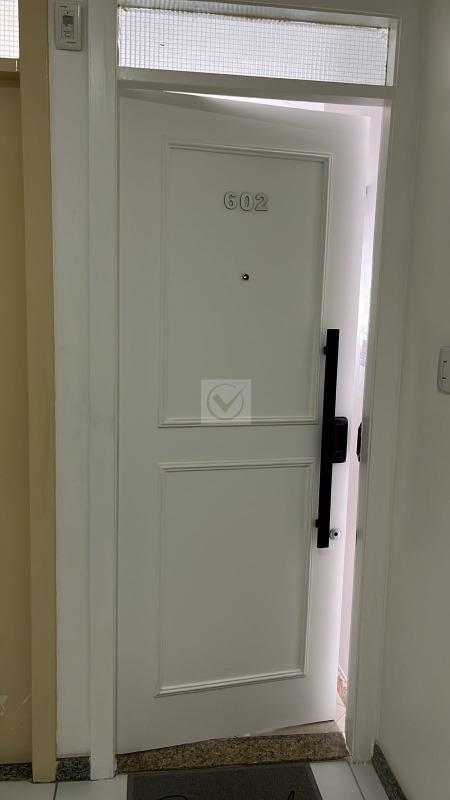 Excelente Apartamento à Venda no Condomínio Jardim Tropical – Bairro Jardins - Foto 8