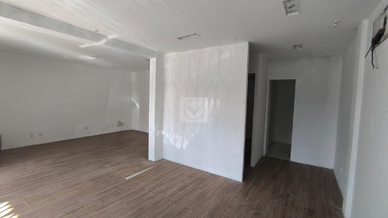 Ampla Sala Comercial em Polo Estratégico - Foto 8