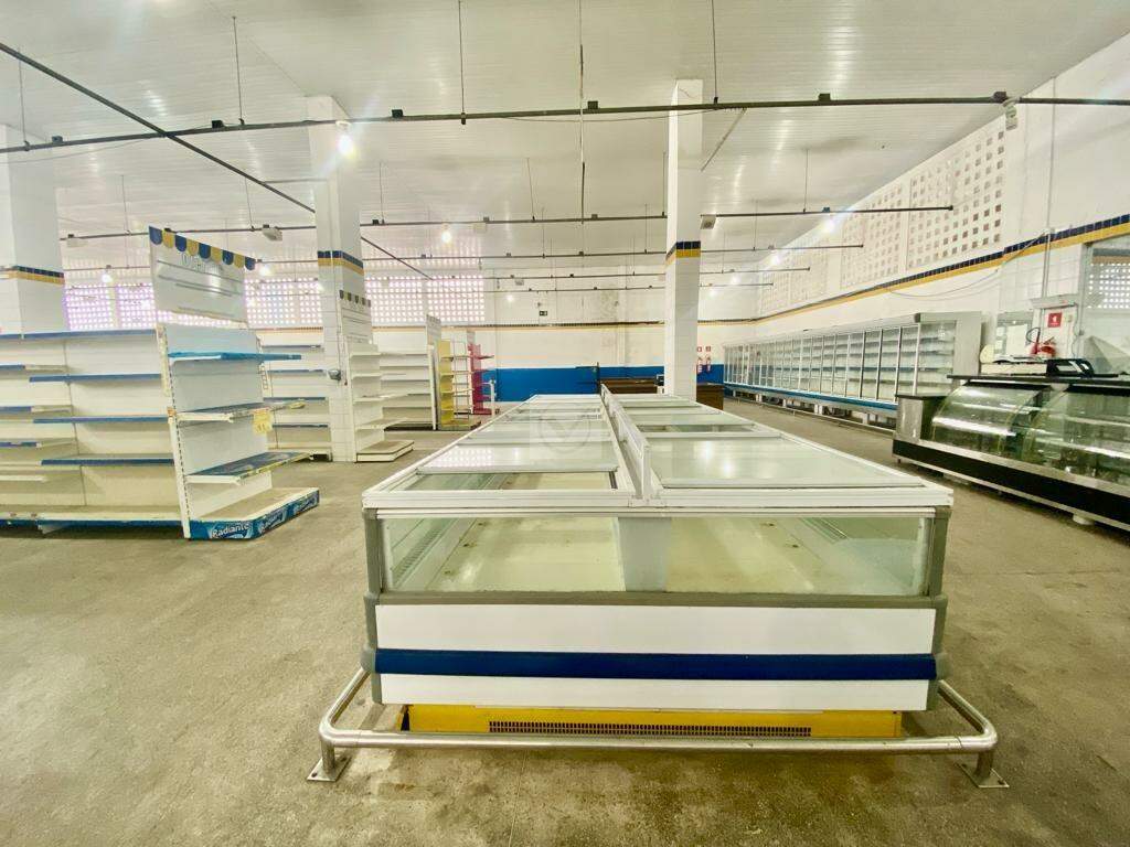 ALUGA-SE SUPERMERCADO COMPLETO NA AVENIDA EUCLIDES FIGUEIREDO COM TODAS AS INSTALAÇÕES - Foto 8
