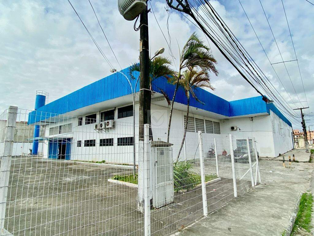 ALUGA-SE SUPERMERCADO COMPLETO NA AVENIDA EUCLIDES FIGUEIREDO COM TODAS AS INSTALAÇÕES - Foto 2