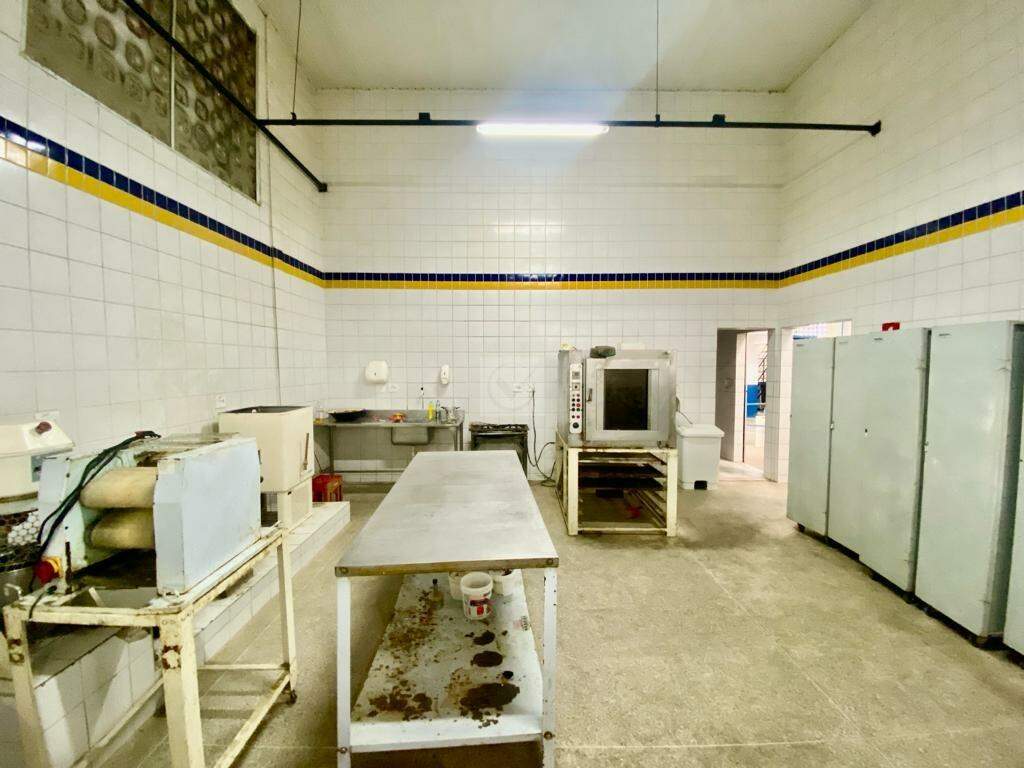 ALUGA-SE SUPERMERCADO COMPLETO NA AVENIDA EUCLIDES FIGUEIREDO COM TODAS AS INSTALAÇÕES - Foto 20