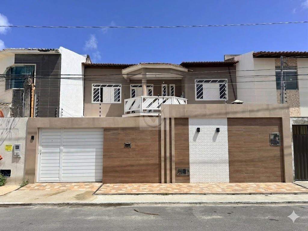 Aluguel | Casa na Atalaia, 4/4, 2 salas, 4 vagas, Aracaju-SE
