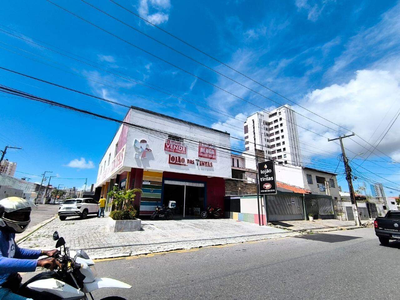 Amplo Ponto Comercial no Salgado FIlho com 540mt2.
