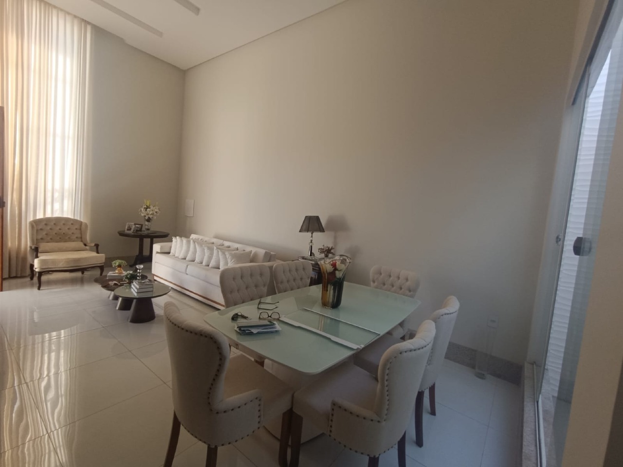 Alto Padrão, Economia e Praticidade no Condomínio Leonardo da Vinci! Casa com Energia Solar e Modulados - Foto 7
