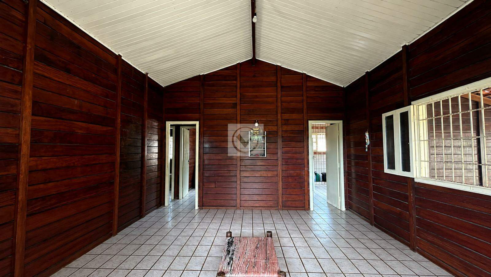 VENDA | Casa estilo chalé na região da Aruana, próxima ao posto Petrox da avenida da praia - Foto 8