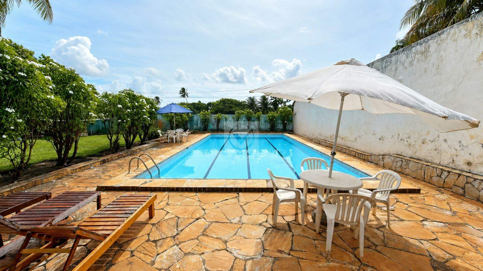 VENDA | Casa estilo chalé na região da Aruana, próxima ao posto Petrox da avenida da praia - Foto 4