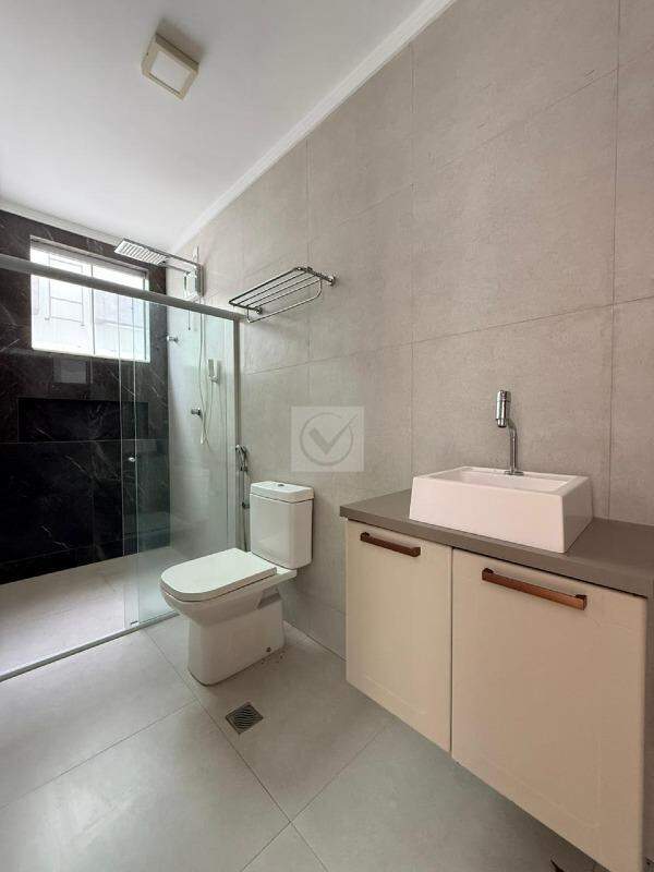 Aluguel | Casa em condomínio, 5/4, sendo 4 suites, 2 Wcs, 4 vagas, Aphaville, Barra dos Coqueiros - SE - Foto 6