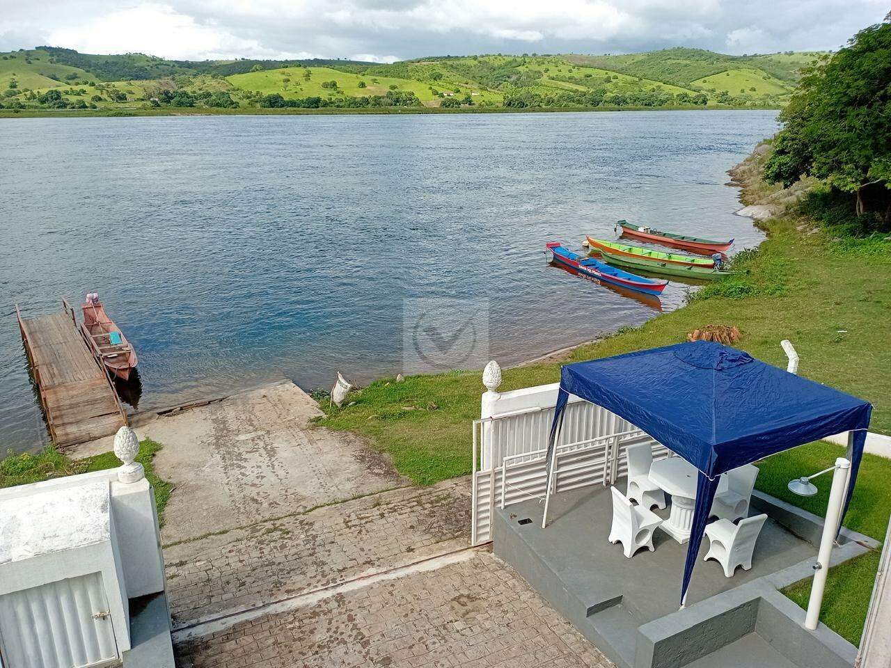 Sitio/Chácara aluguel, energia solar, 9 quartos, 1 suíte, 20 vagas, centro - Foto 8