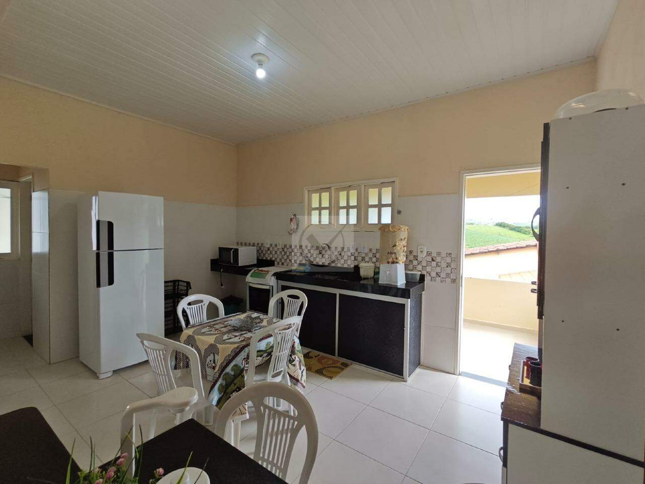 Sitio/Chácara aluguel, energia solar, 9 quartos, 1 suíte, 20 vagas, centro - Foto 25