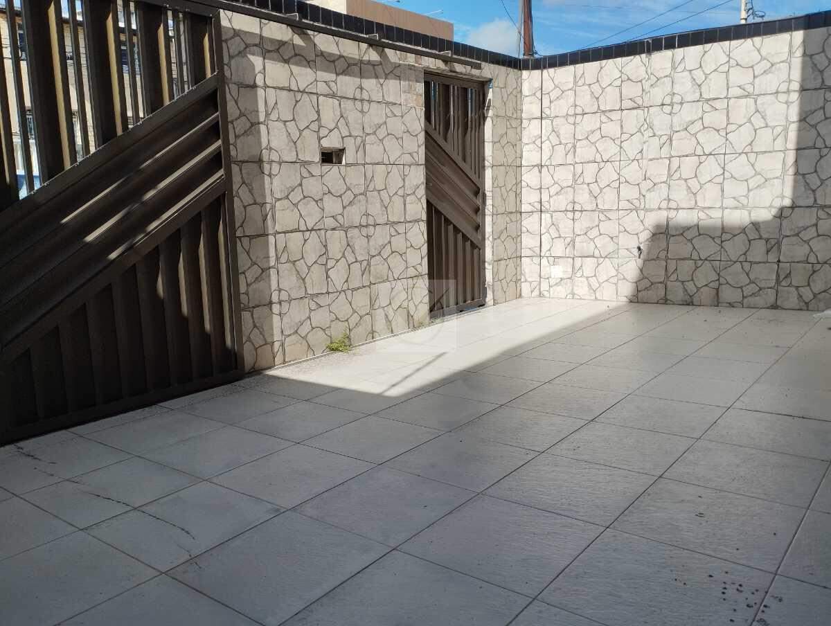 Casa com 3 quartos sendo 1 suite e ampla área gourmet no bairro 18 do Forte - Foto 2