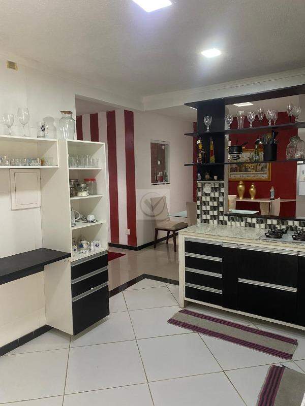 Casa à venda, 4 quartos, 3 suítes, 1 vaga, Aeroporto - Aracaju/SE