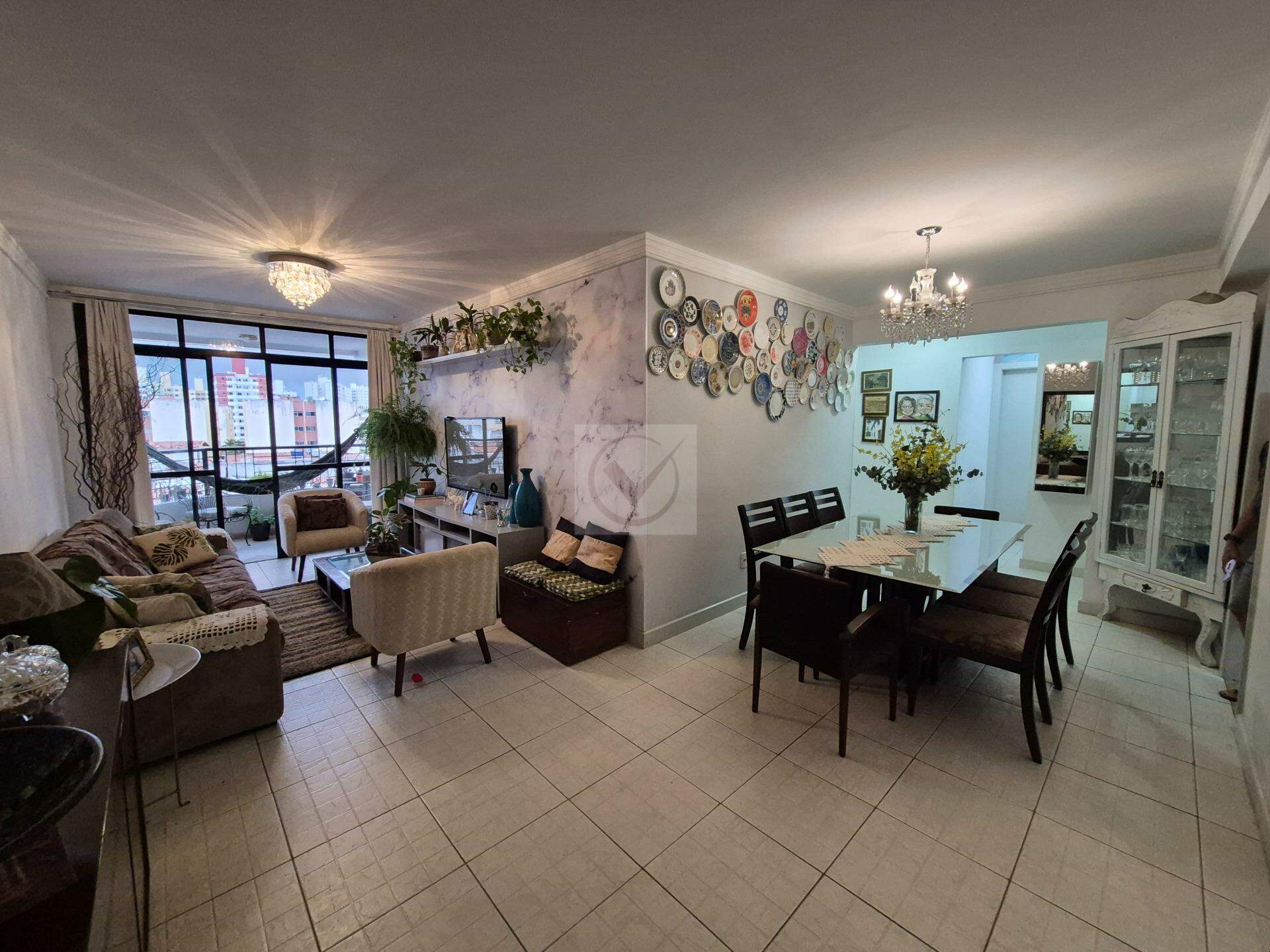 Apartamento à venda, 3 quartos, 1 suíte, 1 vaga, Luzia - Aracaju/SE