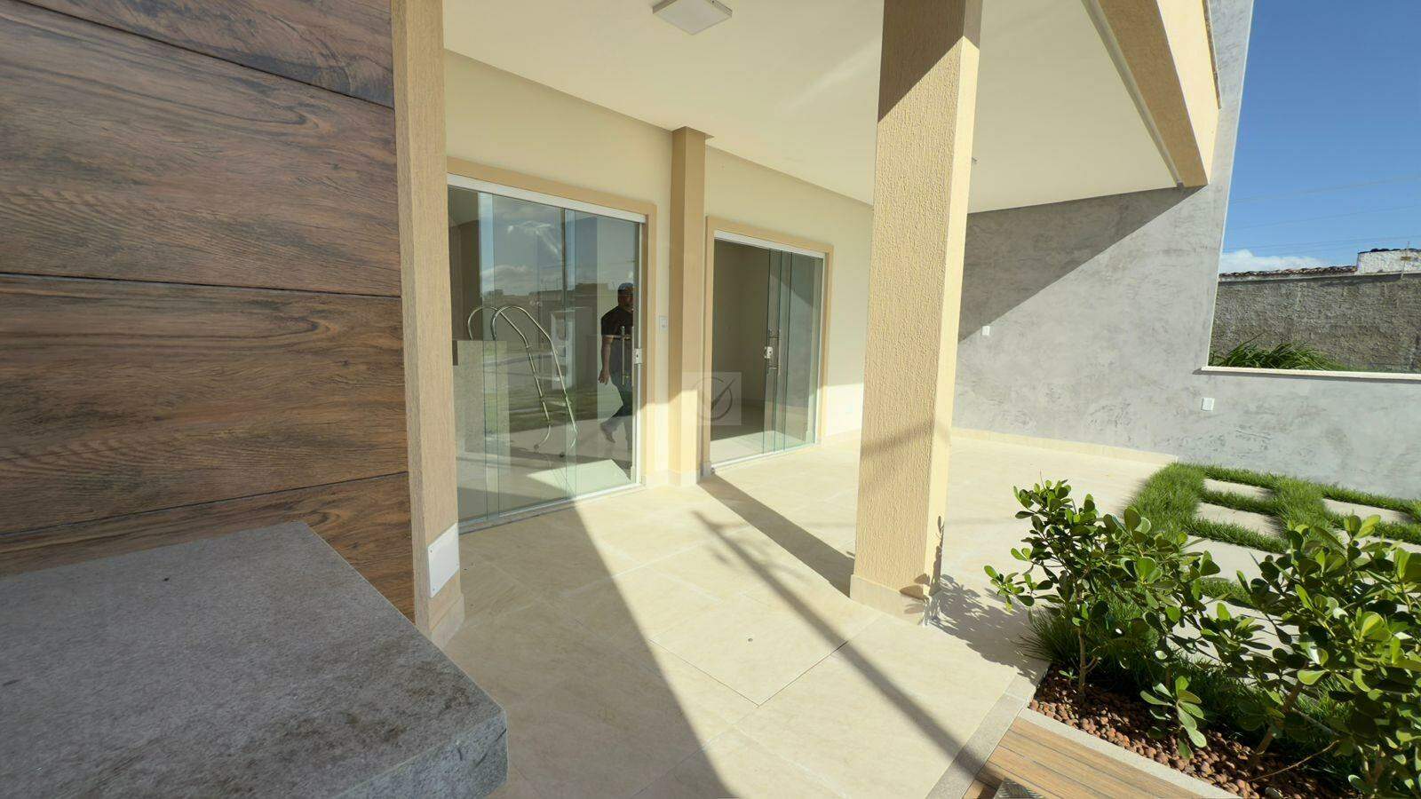 Alto Padrão e Lazer Completo no Portal do Lago! Casa de 3 Quartos para Locação