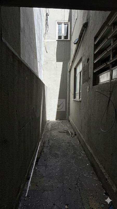 CASA AMPLA EM DOIS PAVIMENTOS – EXCELENTE OPORTUNIDADE! - Foto 13