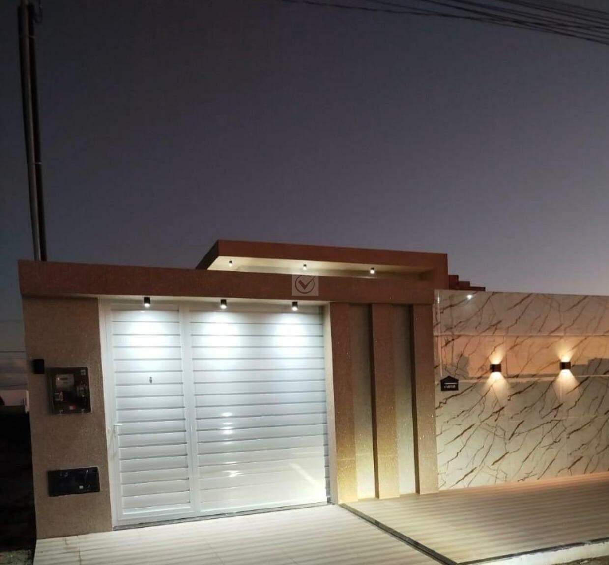 vendo casa no lurar da Barra, avenida principal.