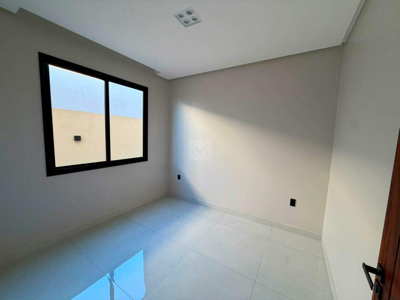 Alto Padrão e Exclusividade no Condomínio Santo Antônio! Casa de 3 Quartos com Closet - Foto 7