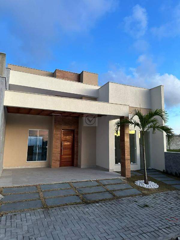 Conforto, Lazer e Privacidade no Portal do Lago! Casa de 3 Quartos com 2 Suítes e Piscina Privativa