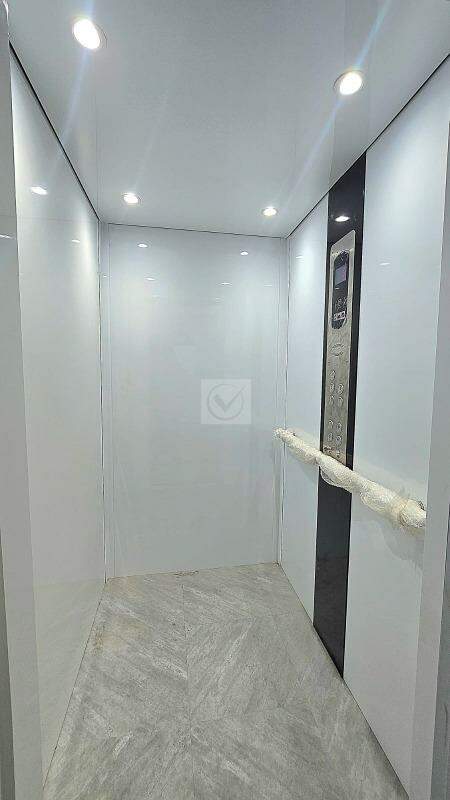 Ponto Comercial na Avenida Hermes Fontes vizinho ao Subway - Foto 2