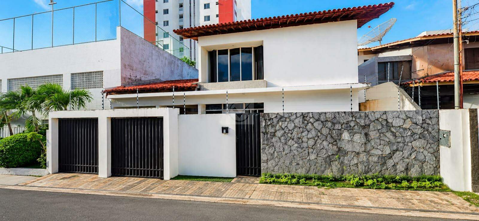Casa Duplex à venda, 5 quartos, 3 suítes, 5 vagas, Grageru - Aracaju/SE