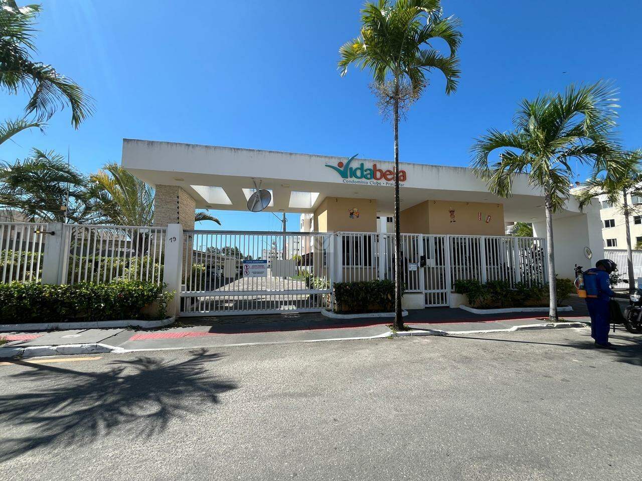 APARTAMENTO À VENDA CONDOMÍNIO VIDA BELA PRAIA MAR CLUBE