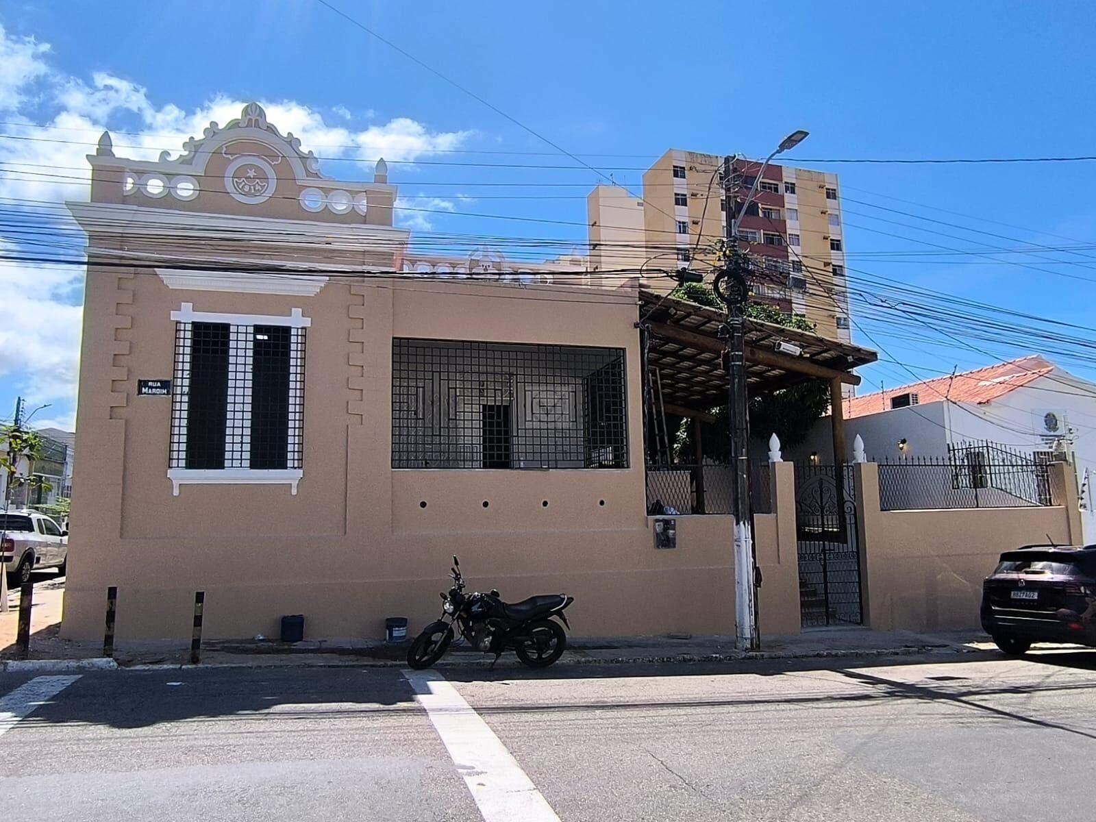 Casa Comercial para aluguel, 12 quartos, 2 vagas, Centro - Aracaju/SE