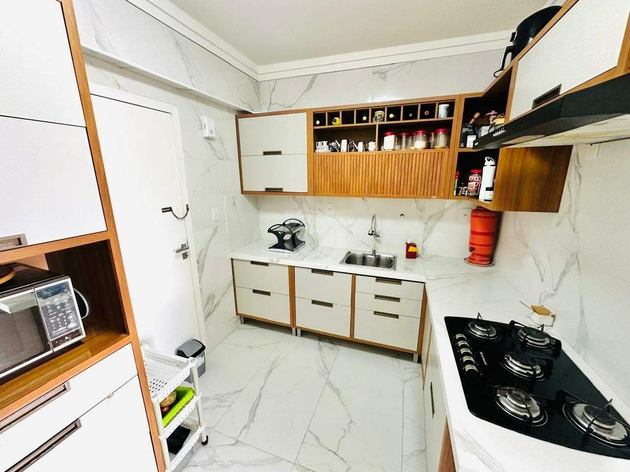 Apartamento Reformado à Venda – Bairro Atalaia - Foto 7