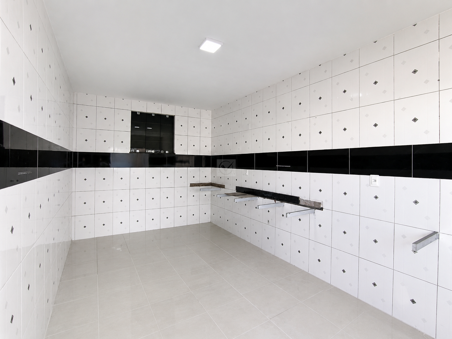 Excelente Ponto Comercial com 400 m² de Área Construída – Localização Privilegiada! - Foto 7