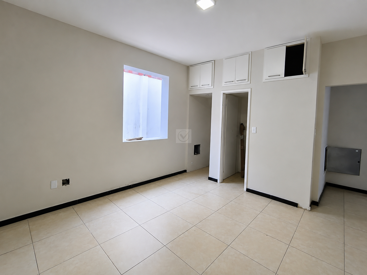 Excelente Ponto Comercial com 400 m² de Área Construída – Localização Privilegiada! - Foto 5