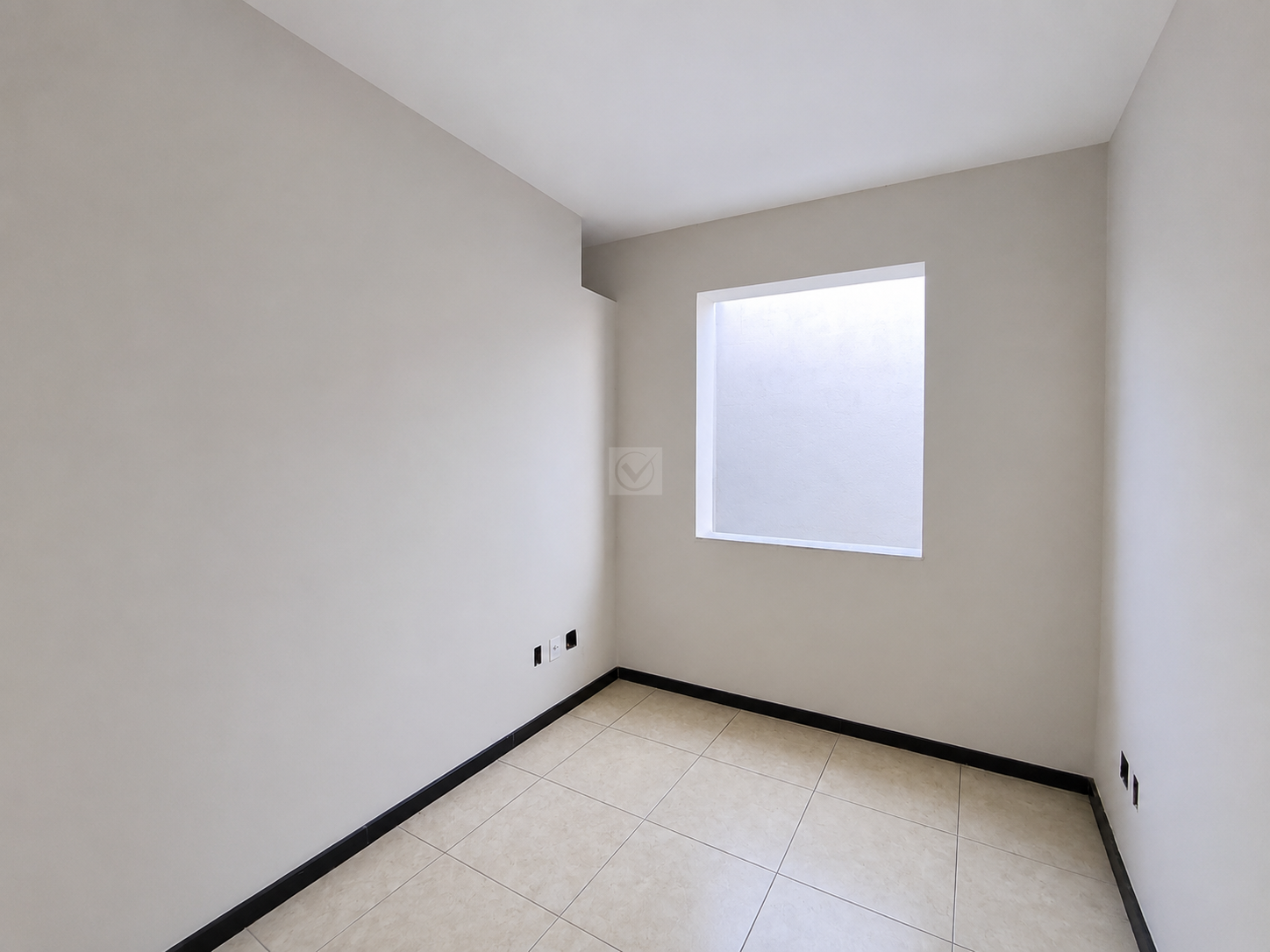 Excelente Ponto Comercial com 400 m² de Área Construída – Localização Privilegiada! - Foto 4