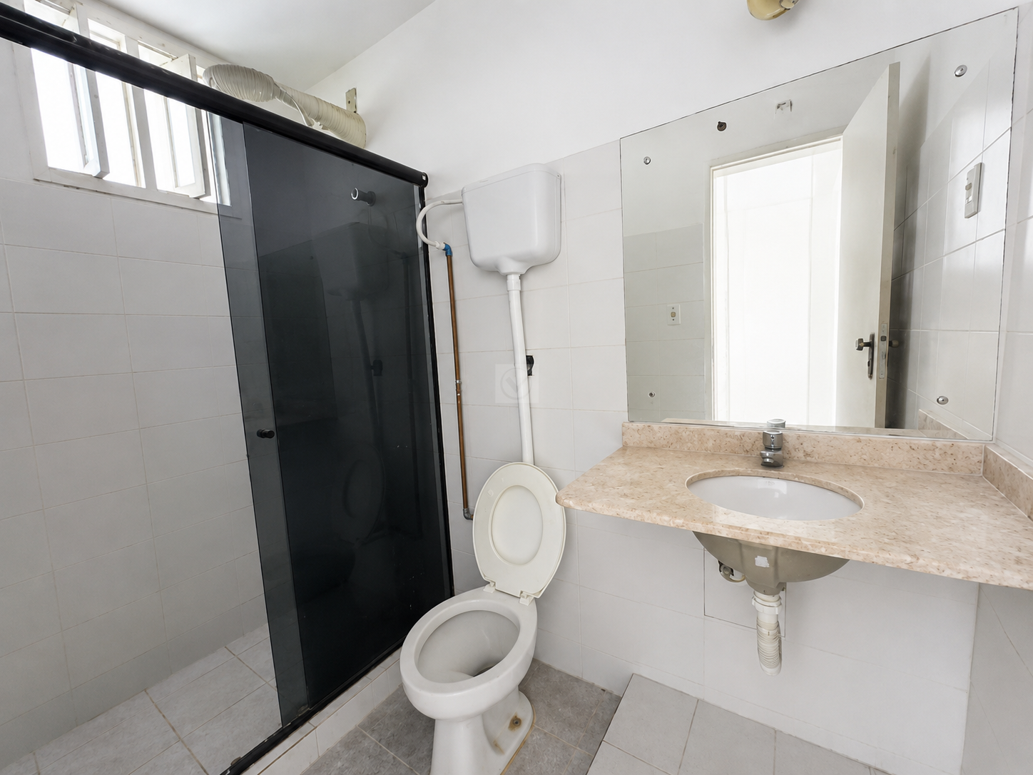 Casa comercial está localizada no coração do bairro Salgado Filh - Foto 23