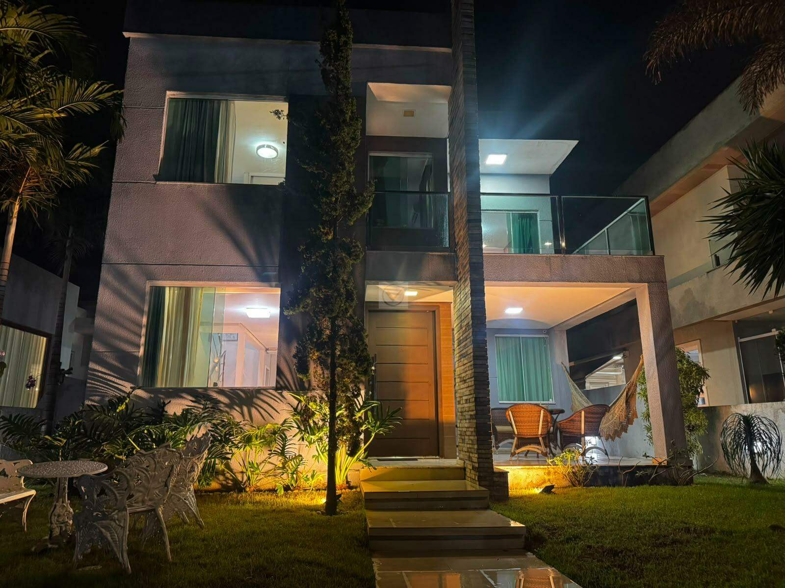Casa a venda no condomínio Costa Marina