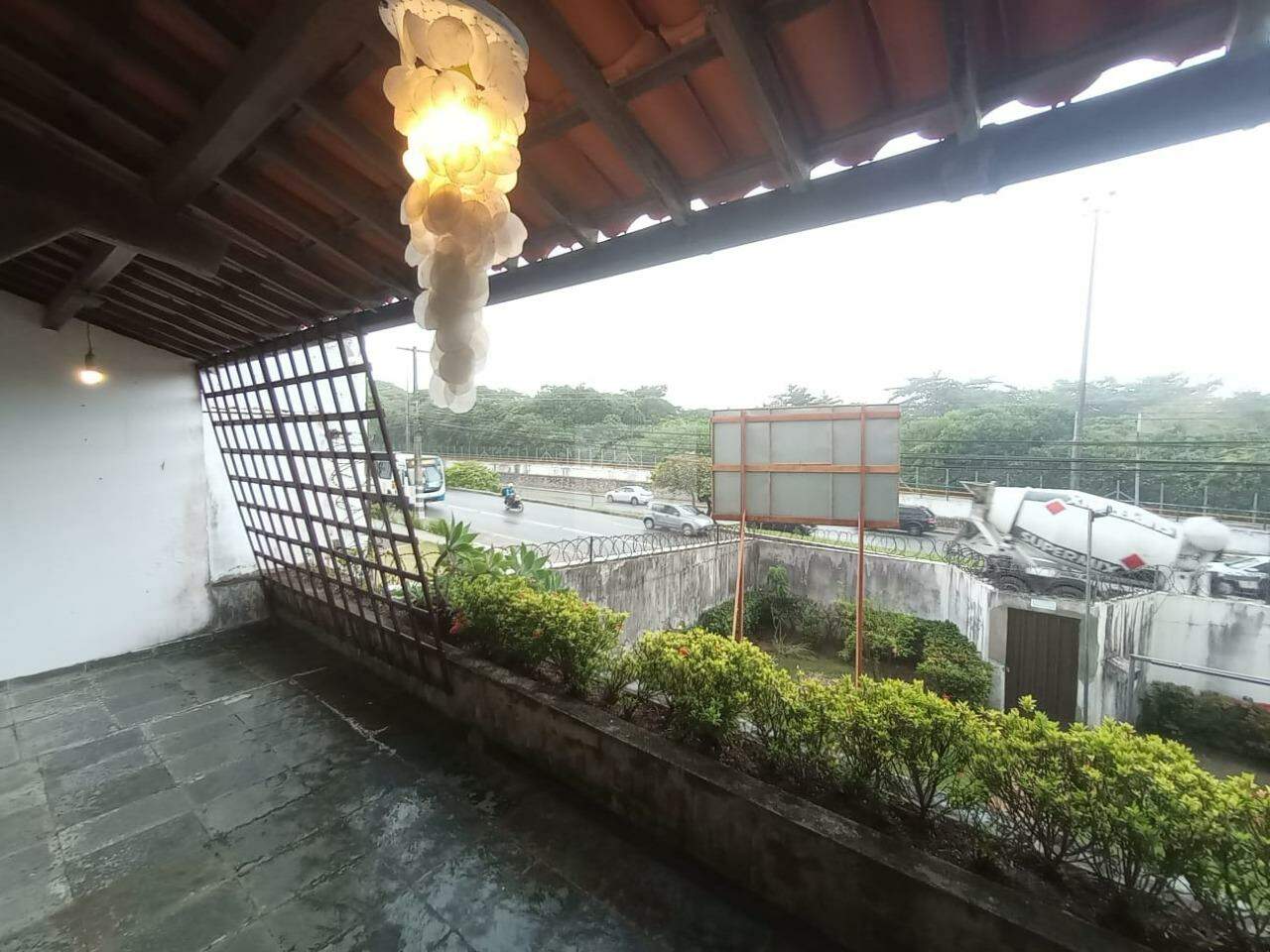 Oportunidade Única na Antiga Beira Mar: Casa Ampla e Sofisticada para Morar ou Empreender! - Foto 8