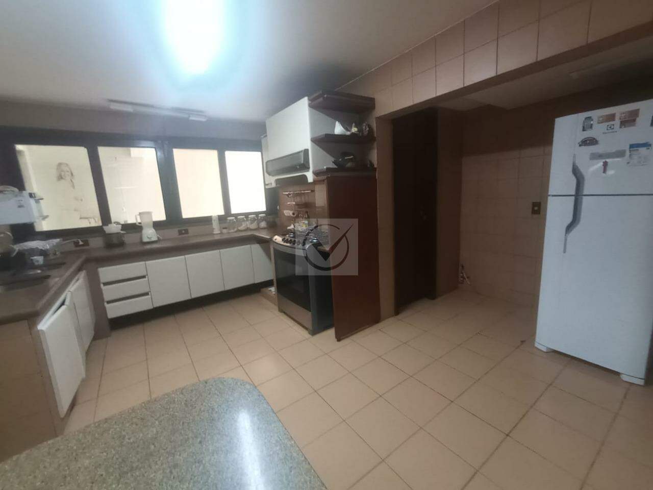 Oportunidade Única na Antiga Beira Mar: Casa Ampla e Sofisticada para Morar ou Empreender! - Foto 20