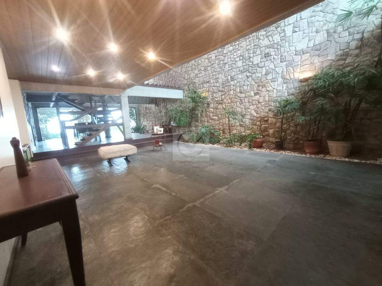 Oportunidade Única na Antiga Beira Mar: Casa Ampla e Sofisticada para Morar ou Empreender! - Foto 9