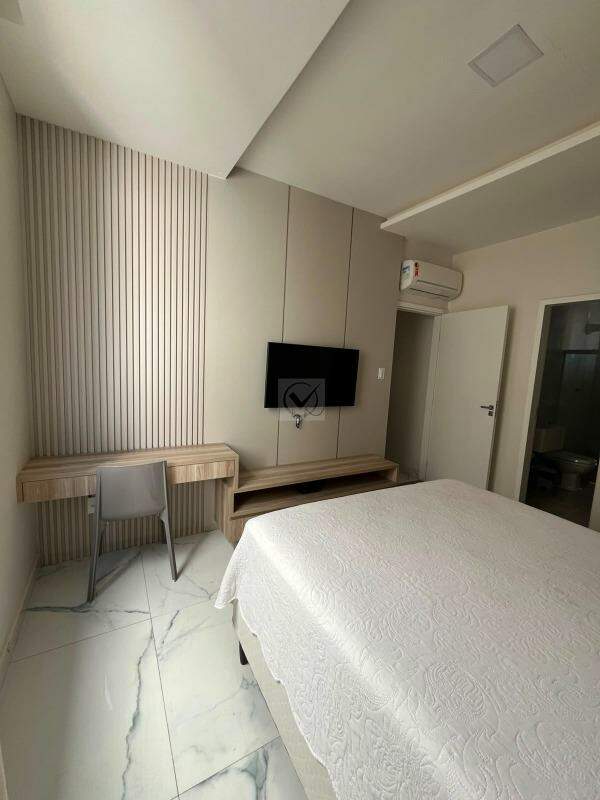 Alto Padrão e Sofisticação no Condomínio Zilda! Casa de 3 Quartos com Pé Direito Duplo (Porteira fechada) - Foto 14