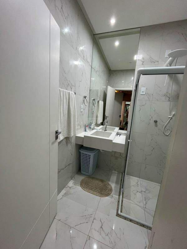 Alto Padrão e Sofisticação no Condomínio Zilda! Casa de 3 Quartos com Pé Direito Duplo (Porteira fechada) - Foto 22