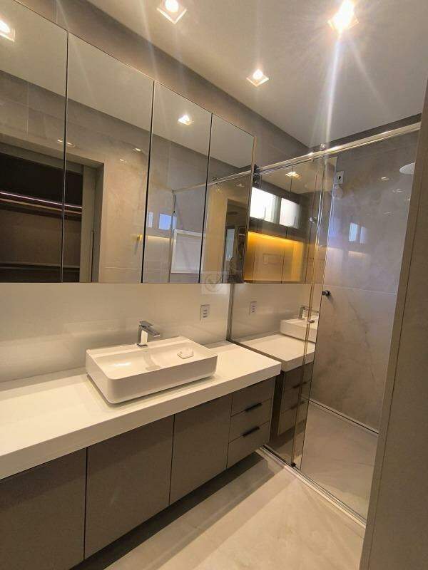Sua casa dos sonhos a 200 metros da praia! Em condominio fechado. - Foto 16