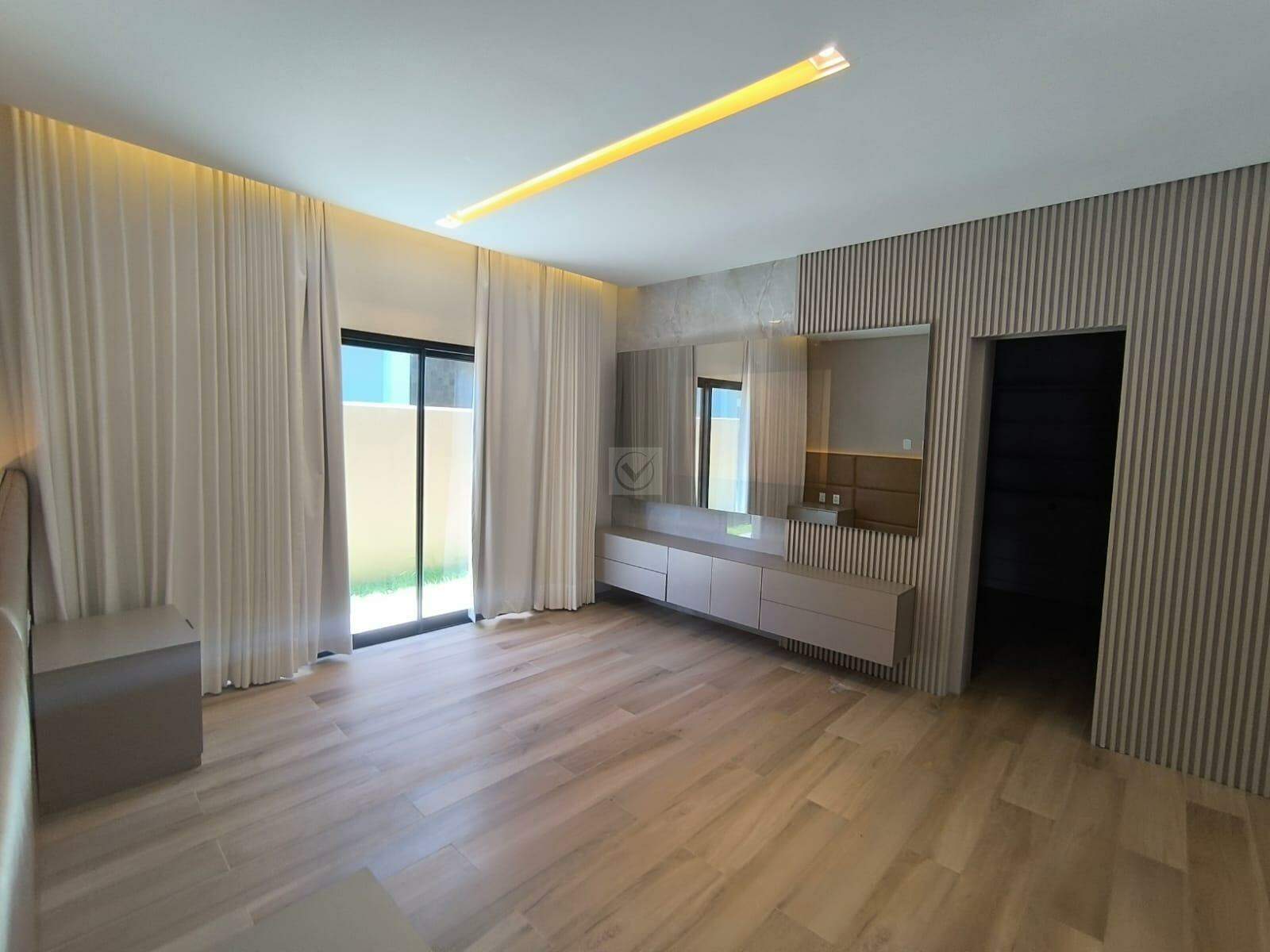 Sua casa dos sonhos a 200 metros da praia! Em condominio fechado. - Foto 13