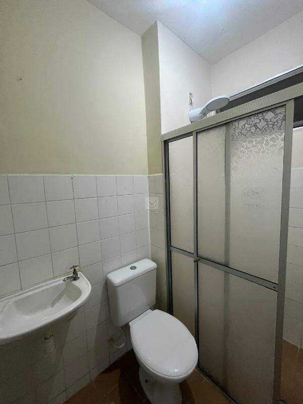 VENDO APARTAMENTO NO COND.RECANTO VERDE. - Foto 2