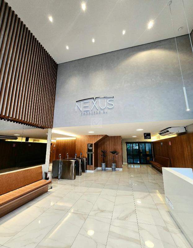 Sala Comercial para alugar, na Coroa do Meio!